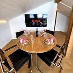 Alpine Balcony 2-Room Apartment Beatenberg