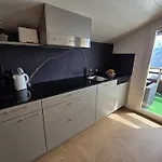 Alpine Balcony 2-Room Apartment Beatenberg
