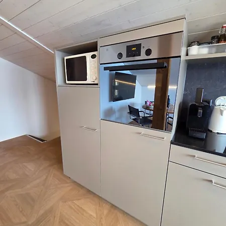 Alpine Balcony 2-room Apartment Beatenberg