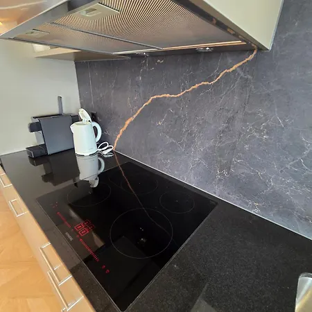 Alpine Balcony 2-Room Apartment * Beatenberg