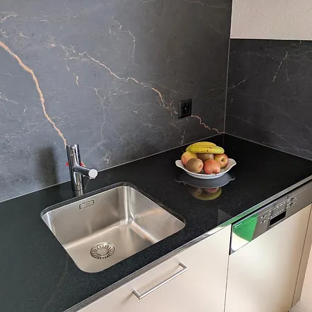 Alpine Balcony 2-Room Apartment Beatenberg