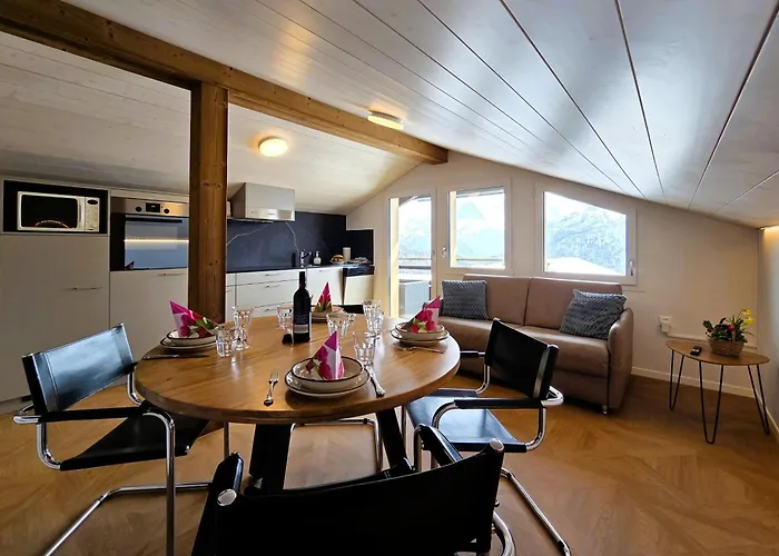 Alpine Balcony 2-Room Apartment *