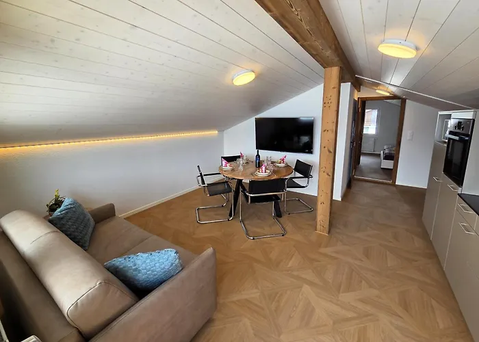 Appartamento Alpine Balcony 2-Room Apartment *