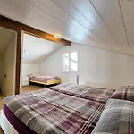 Alpine Balcony 2-Room Apartment Beatenberg
