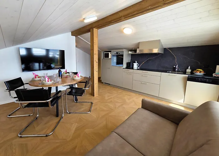 Apartman Alpine Balcony 2-Room Apartment