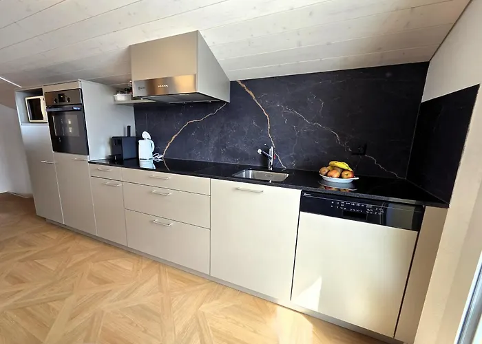 Alpine Balcony 2-Room Apartment Apartman